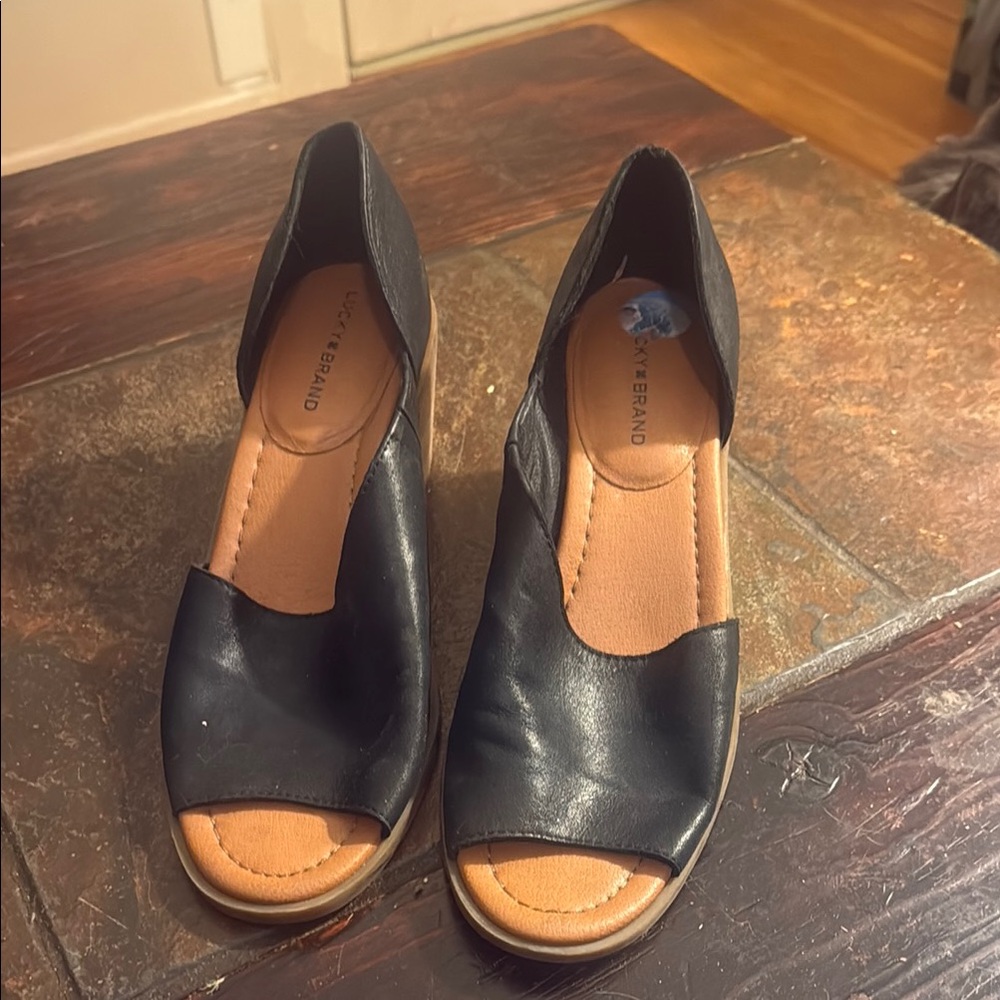 Lucky Brand Black and Tan Mules Comfortable Slip-On Style